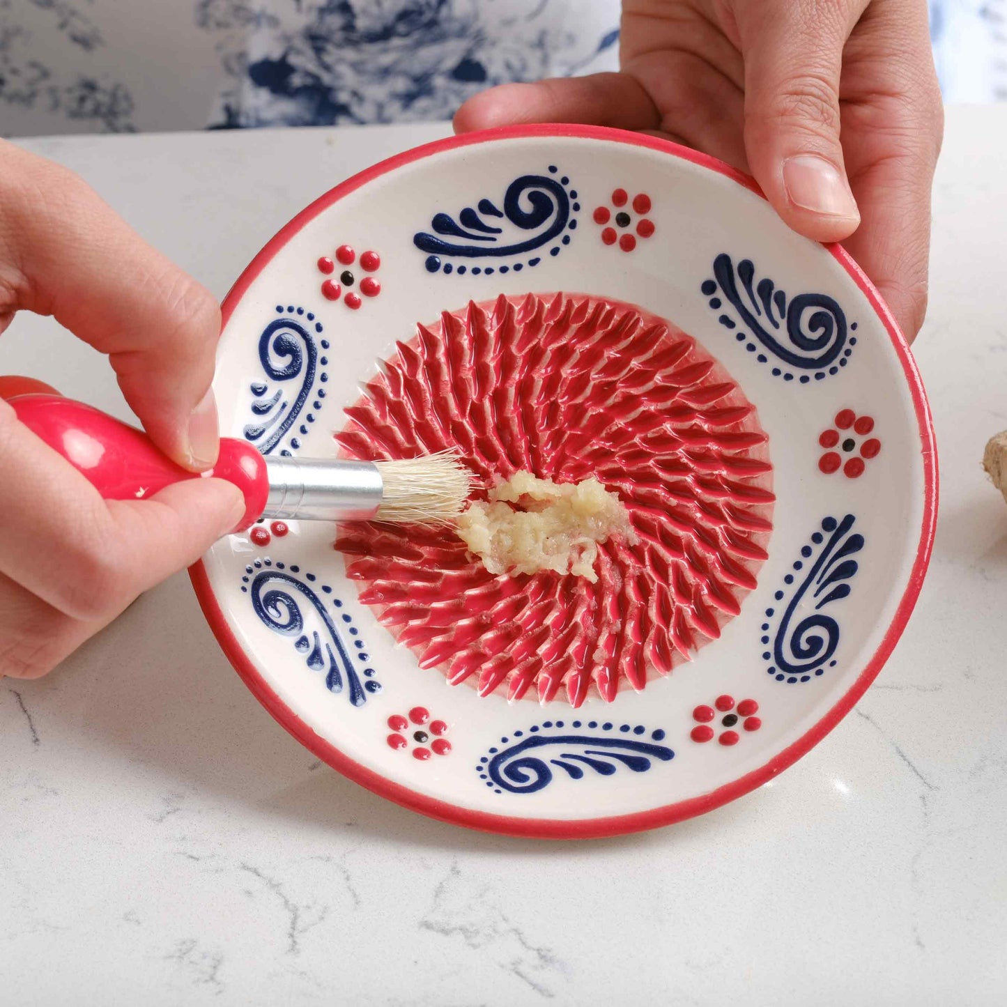 Ceramic Garlic Grater Plate, Handmade Grater Plate, 6" Ceramic Garlic Grinder, Decorative Garlic Mincer