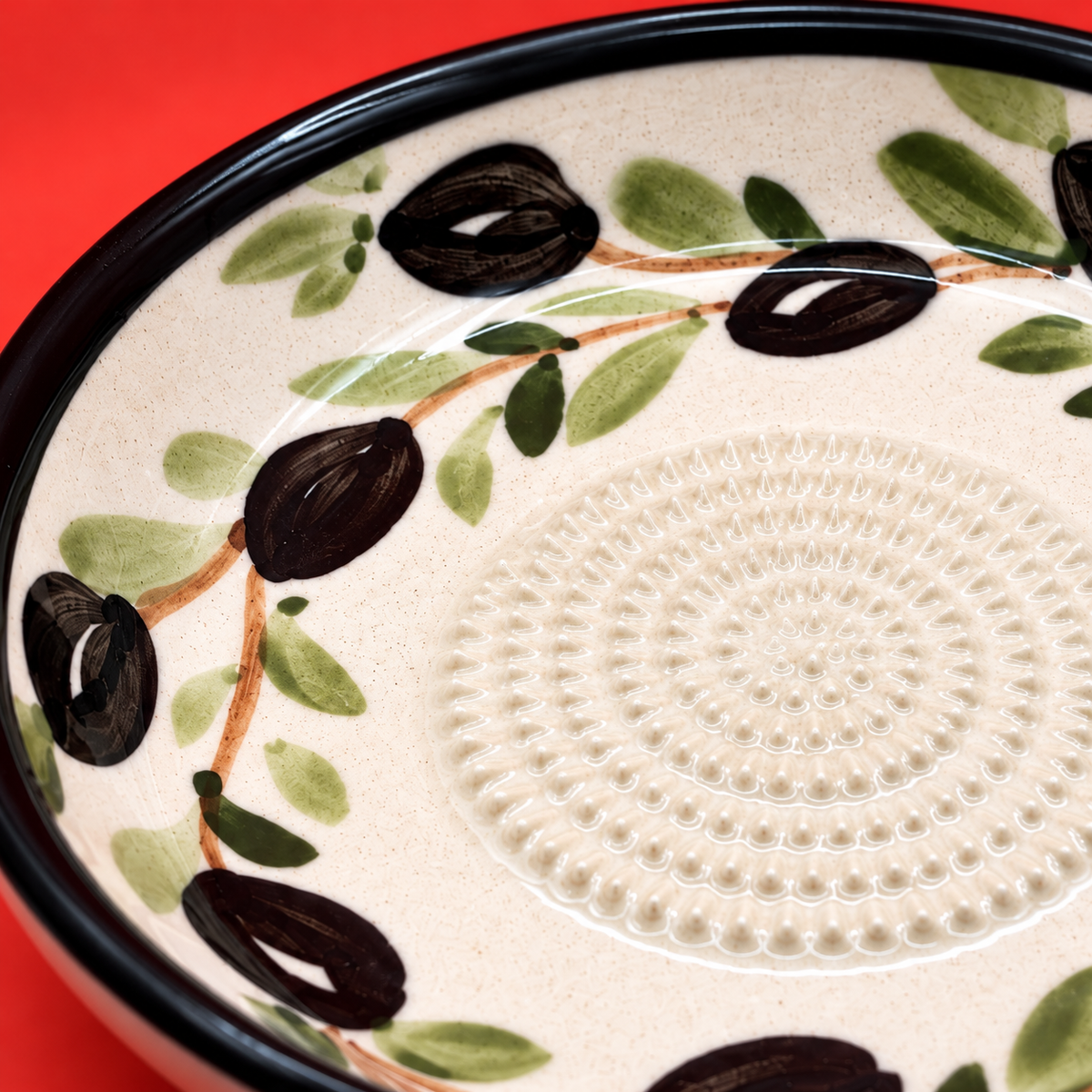 Ceramic Garlic Grater Plate, 7" Handmade & Hand-Painted for Garlic and Ginger