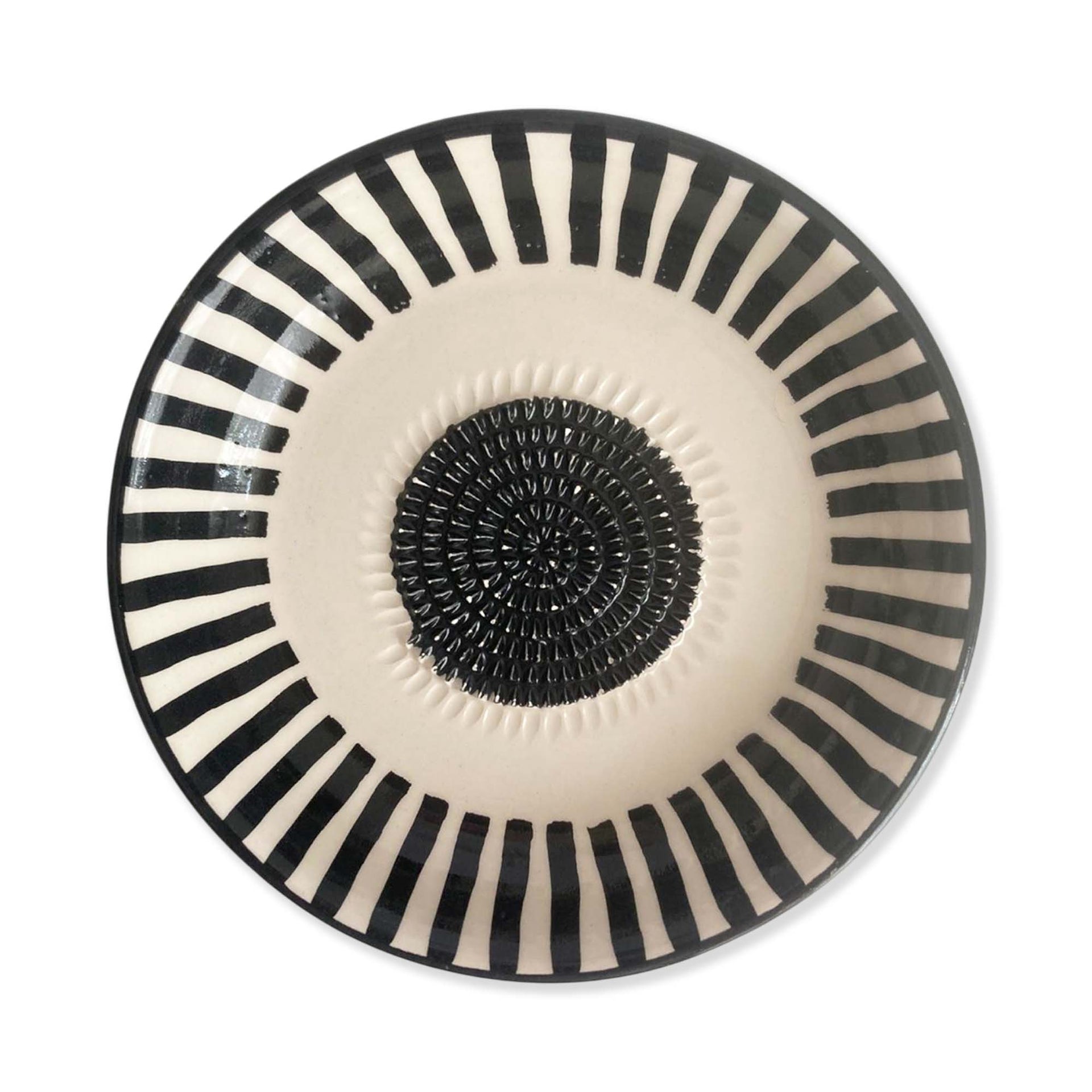 Garlic Grater Bowl, Black Strips Design Grater Plate, 7" Ceramic Garlic Grinder Bowl - Without Brush