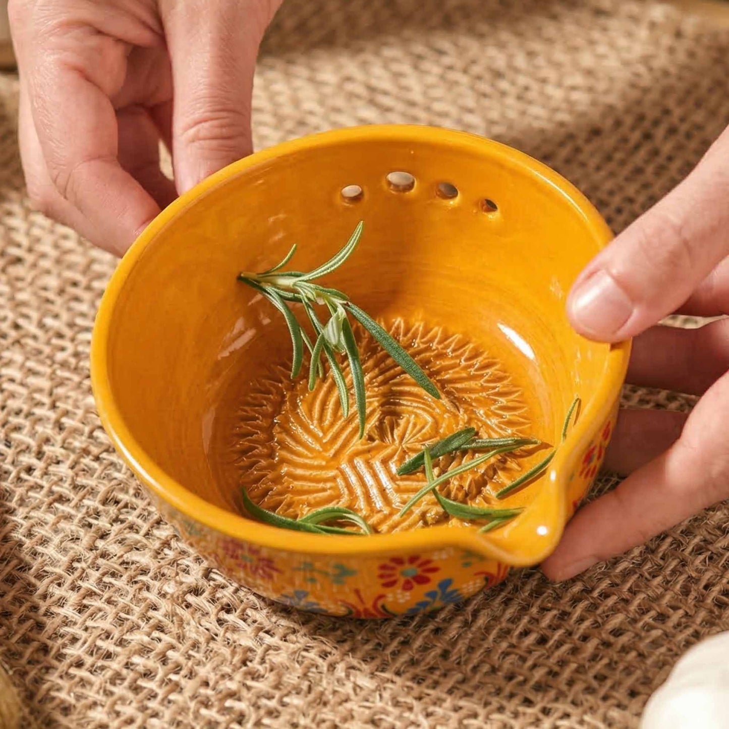 Herb Stripper Bowl & Garlic Grater  – Ceramic Ginder Bowl for Herbs, Ginger & Parmesan