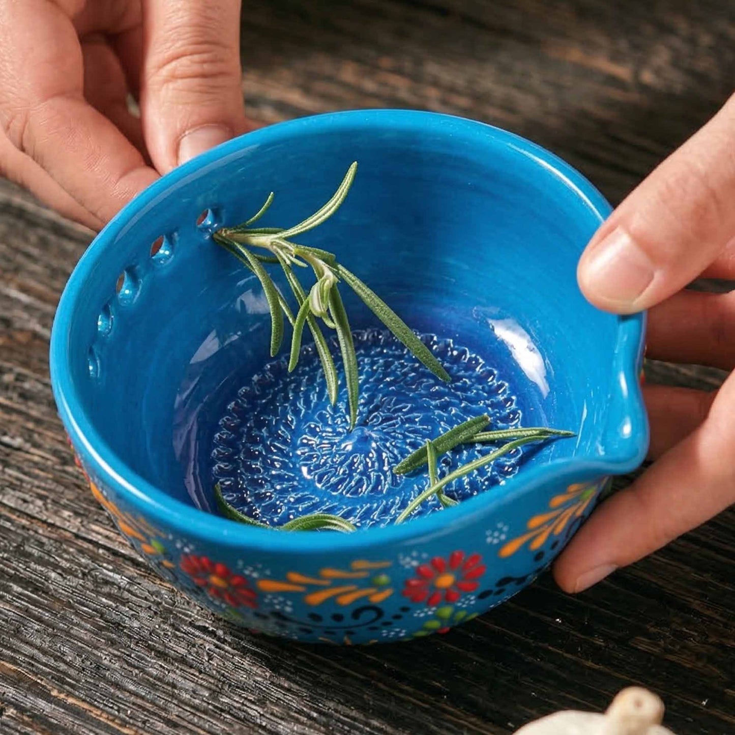 Herb Stripper Bowl & Garlic Grater  – Ceramic Ginder Bowl for Herbs, Ginger & Parmesan